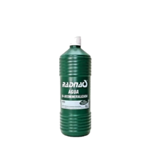 Agua desmineralizada